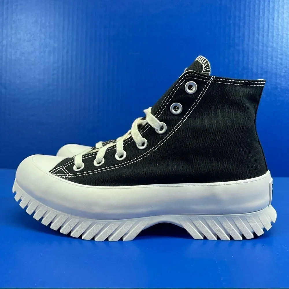 Converse Chuck Taylor All‎ Star Lugged Hi-Top 2.0 Shoes in Black/White Canvas